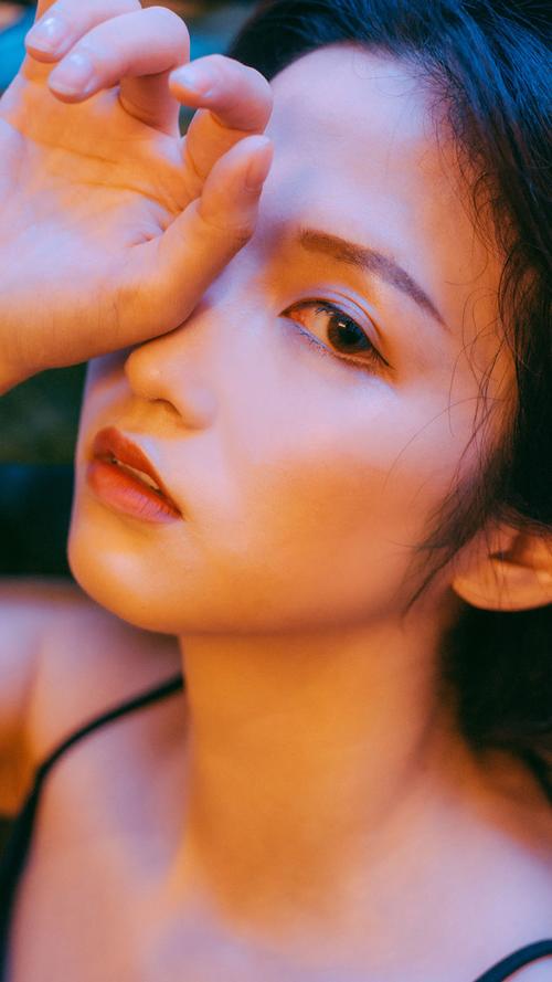 美女的洞洞射入深处下载